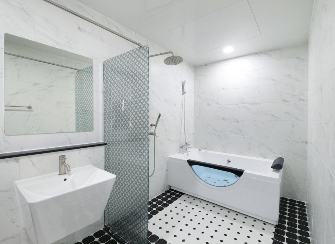 Wj Hotel Pool House Wonju Dış mekan fotoğraf